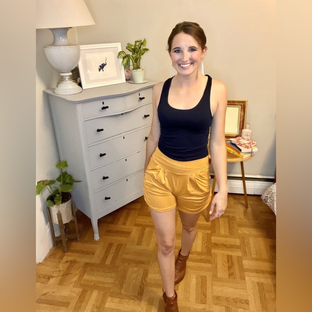 Gold/Mustard Herem Short